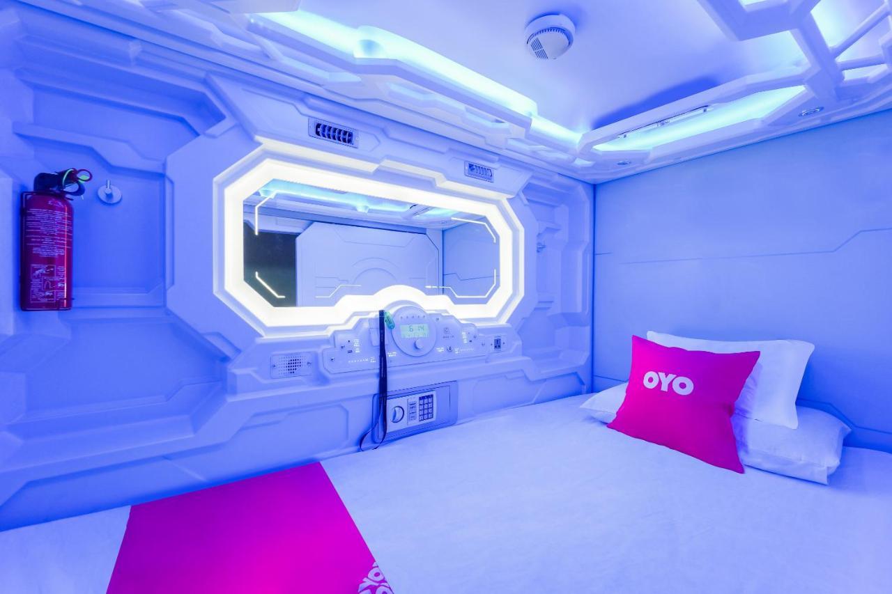 Oyo 89635 Modular Langkawi Capsule Hotel Padang Mat Sirat Eksteriør billede